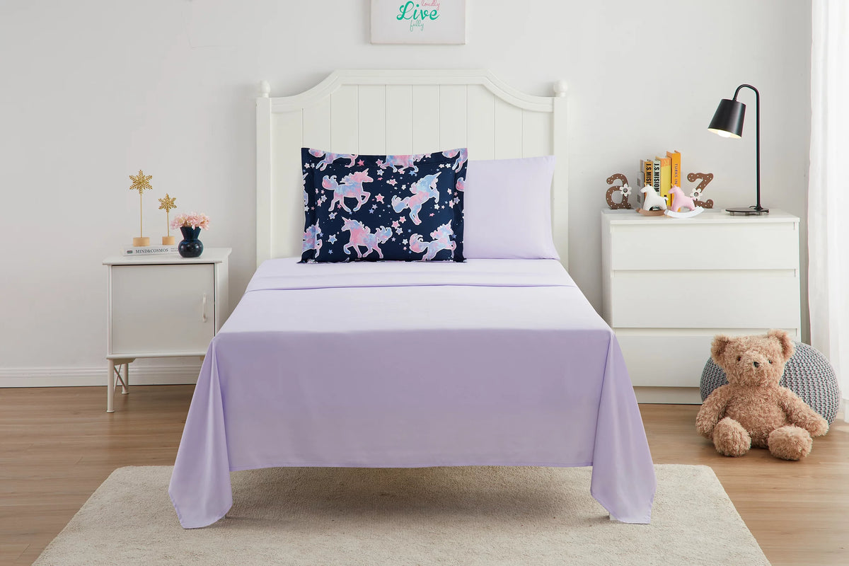 7-Piece Glow in the Dark Unicorn Bed-in-a-Bag, Full I517811